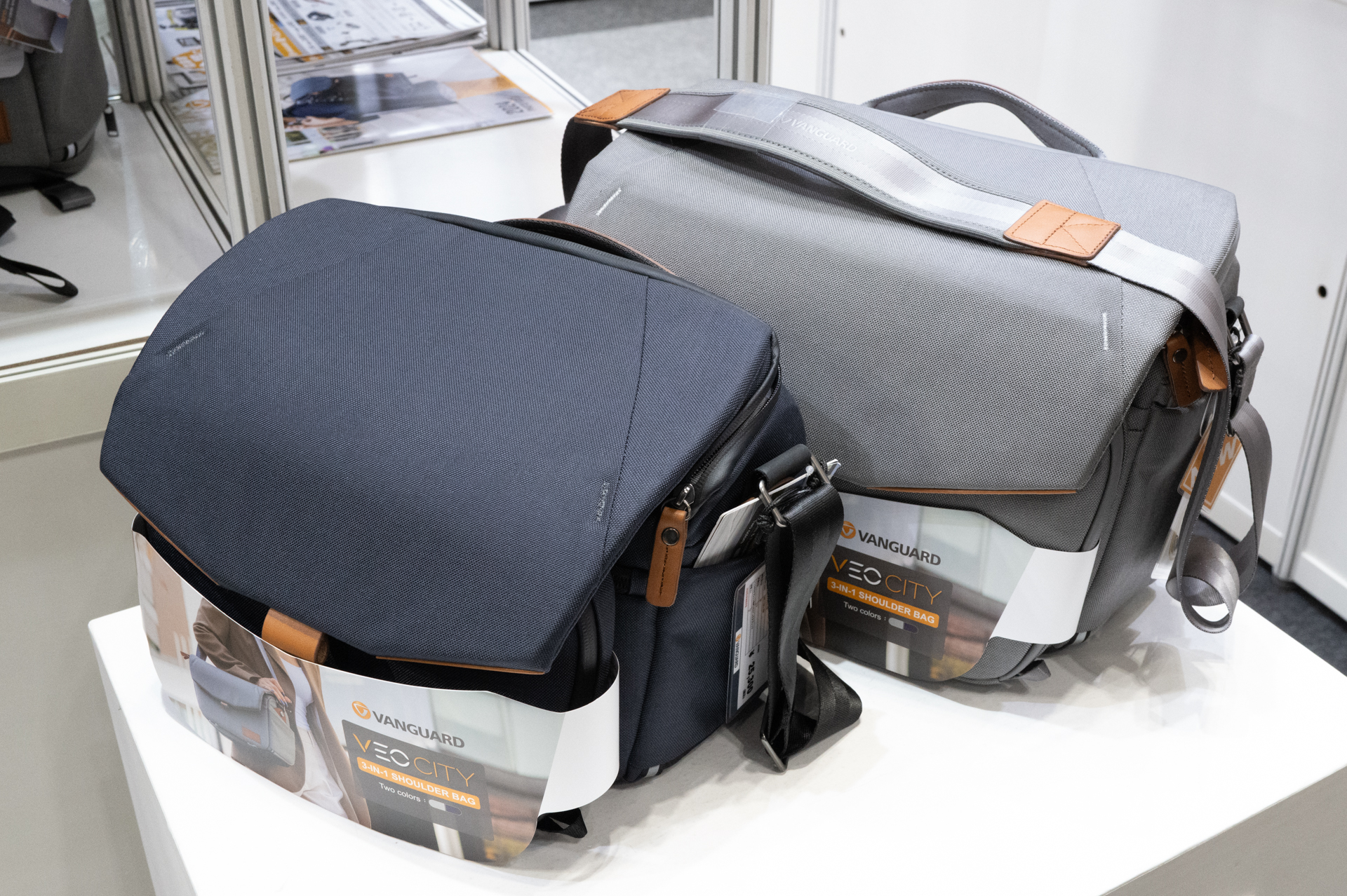 VEO CITY 3-in-1 ショルダーバッグ