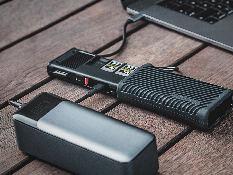 補助電源入力に対応