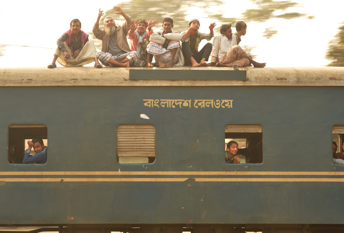 2014年1月16日・バングラデシュ国鉄<br>ニコンDf／AF-S NIKKOR 80-400mm f/4.5-5.6 G ED VR