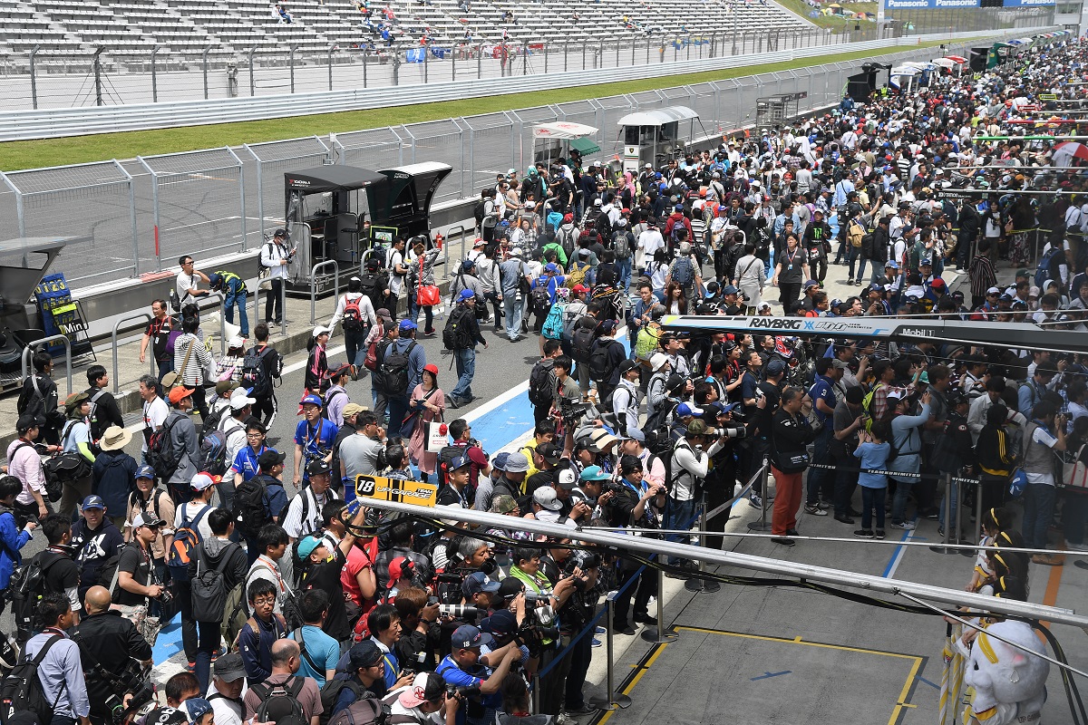 ピットビューイング