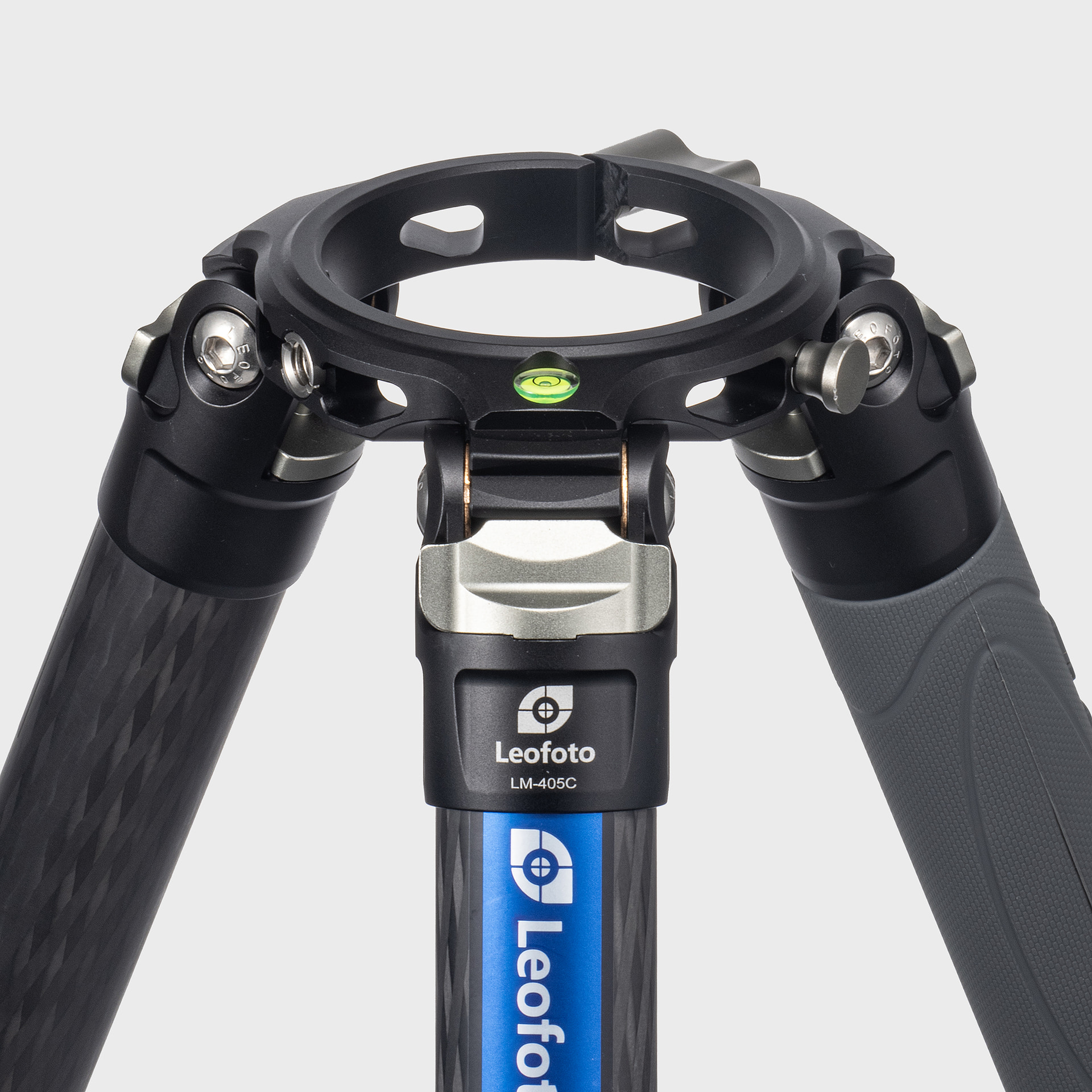 LMサミットシリーズはベース部分を100mm径のハーフボールなどに換装でき、用途に応じてカスタマイズが可能だ