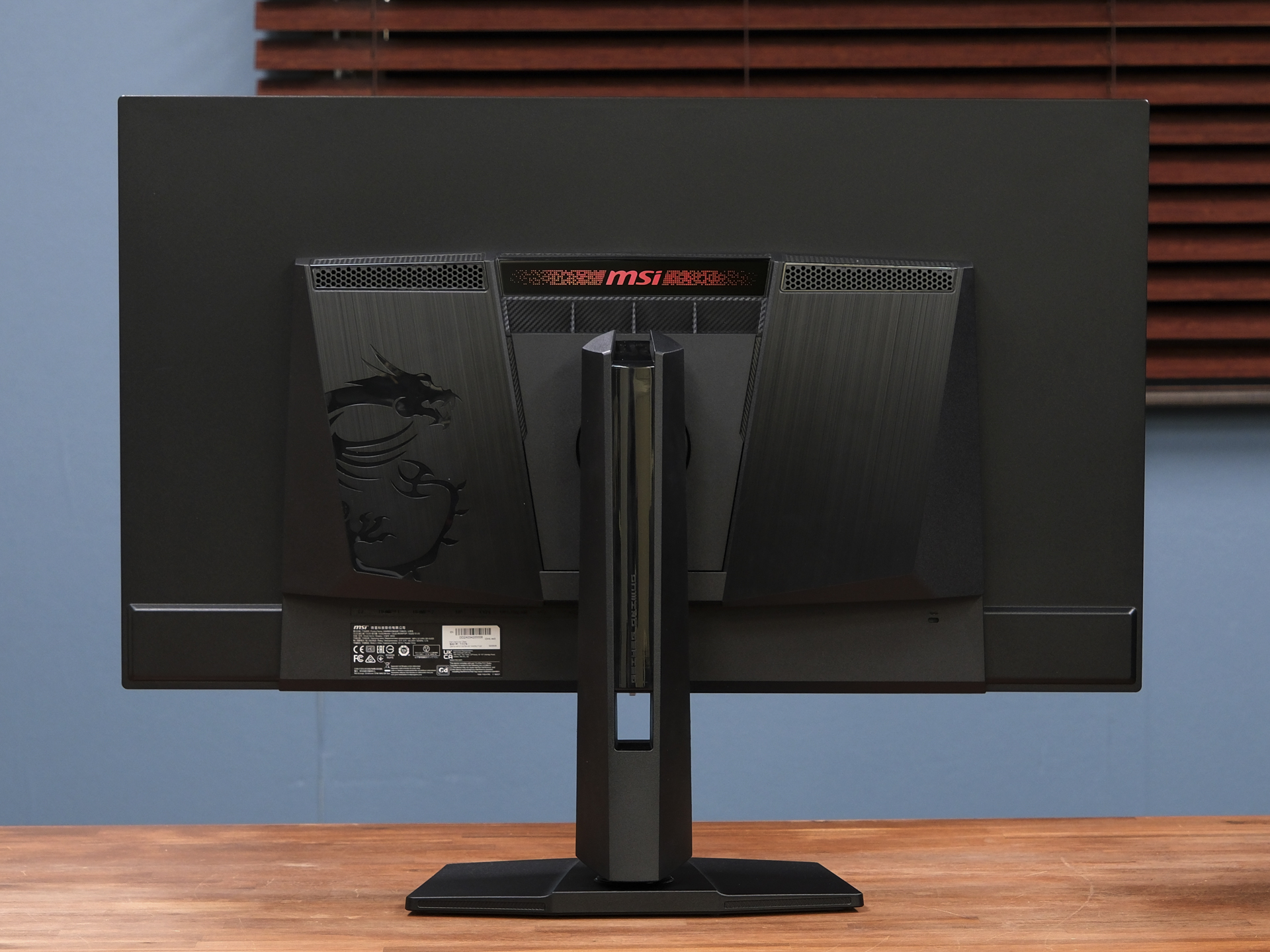 MSIのゲームモニター「MPG 321URX QD-OLED」。31.5インチ4K解像度で実勢価格は21万7,800円前後。3月21日（木）発売。