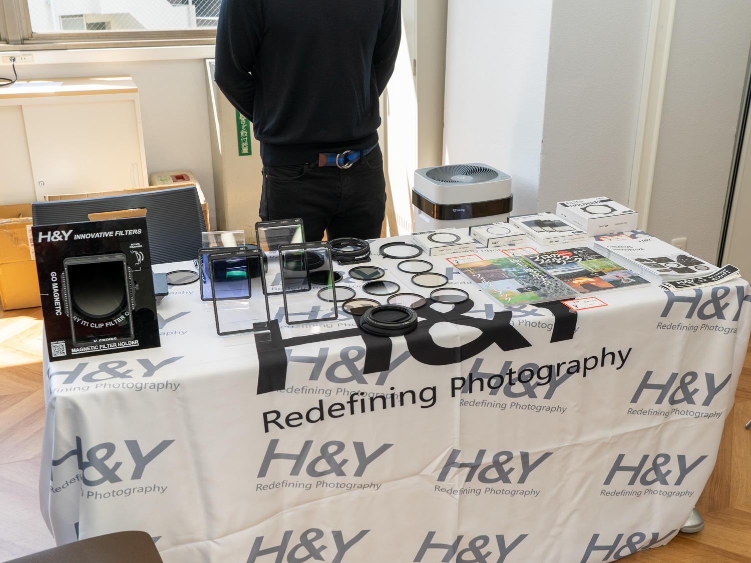 H&Yブースではフィルターや書籍の割引販売を実施