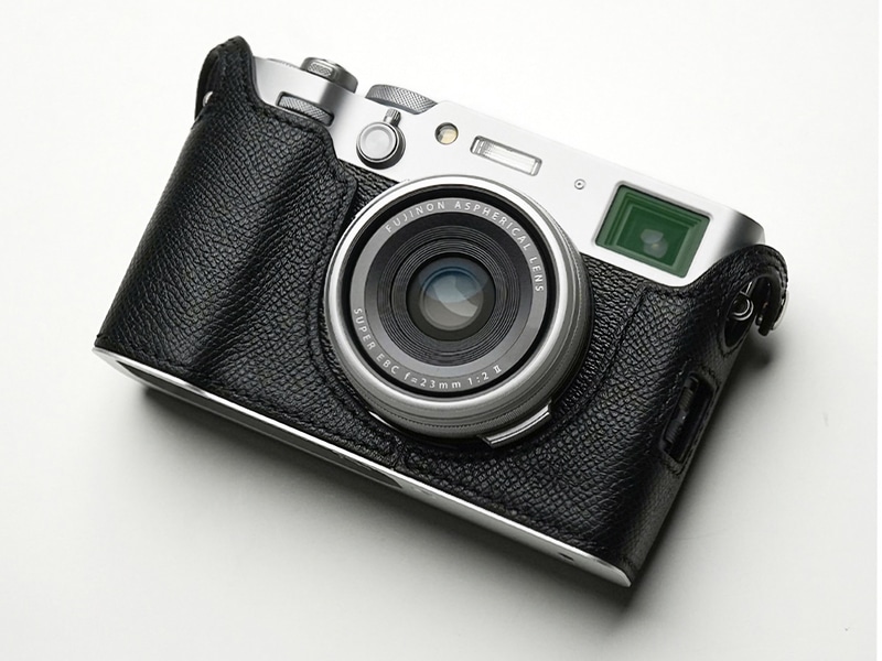 FUJIFILM X100VI用の本革カメラケース 異なる質感・色で計12種類を