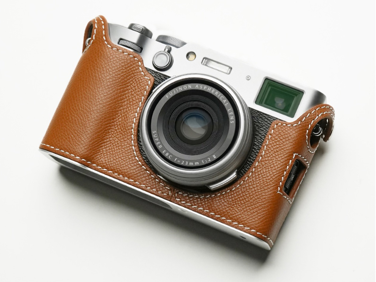 サドルブラウン・ホワイトステッチ