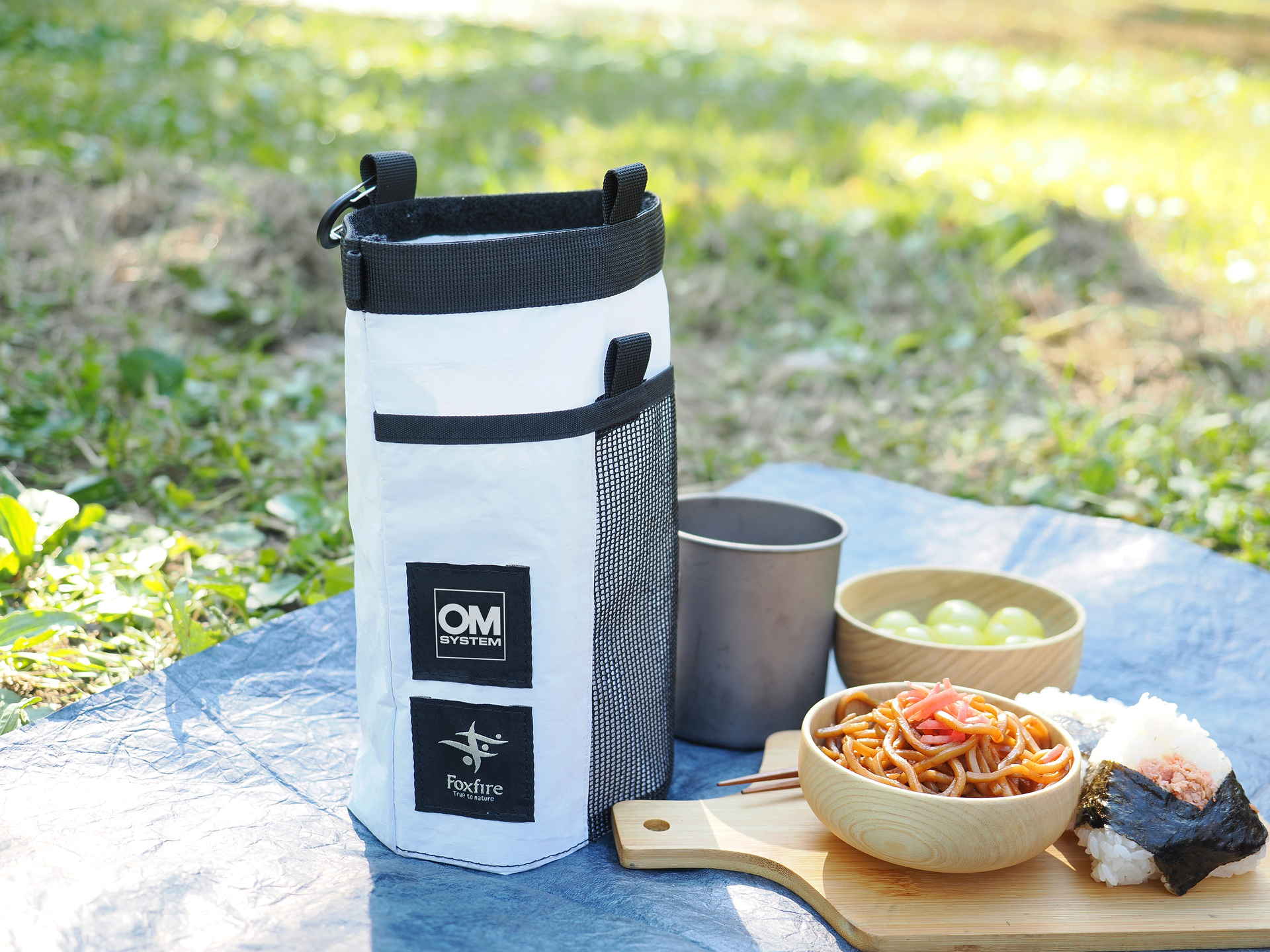 ポーチは自立可能