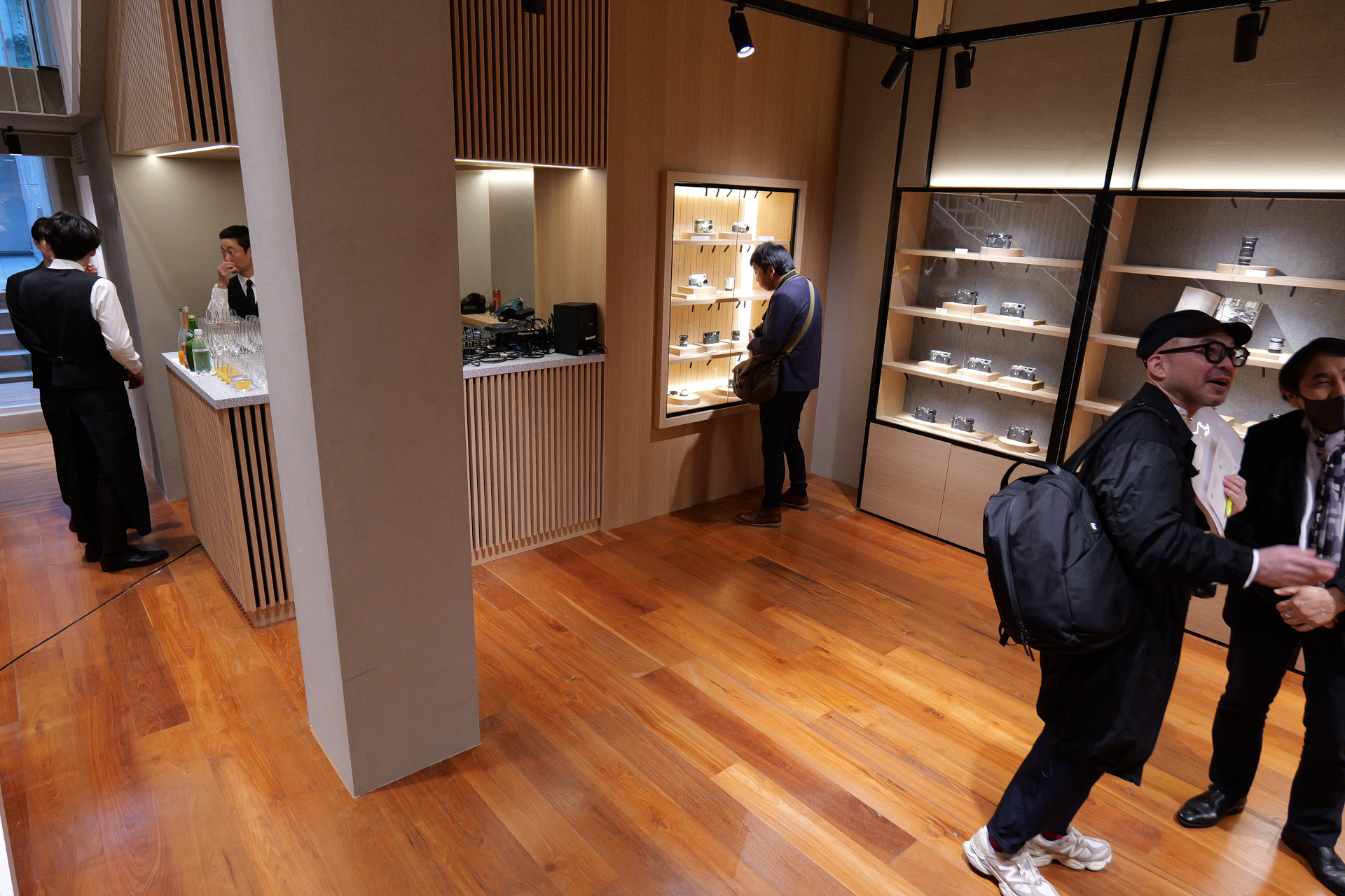 地下1階のヴィンテージ品フロア。ここではワークショップやセミナーといったイベントも開催予定という