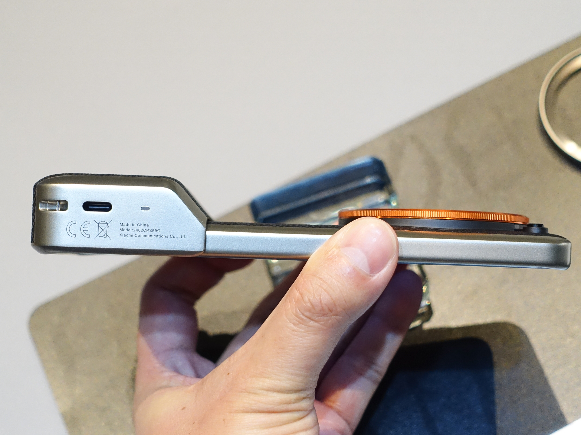 USB Type-Cポートを備えている