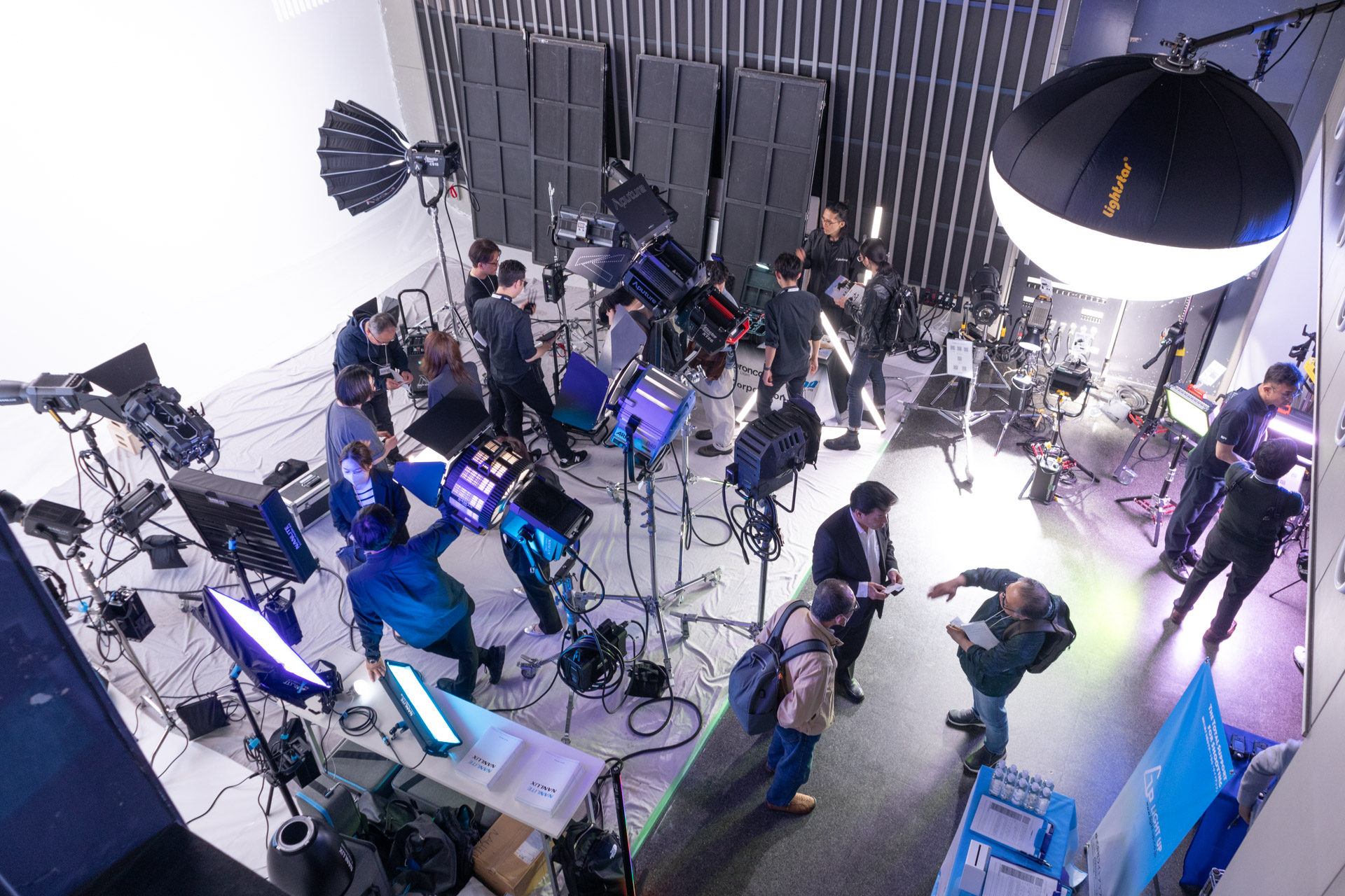 多くの来場者が訪れていた