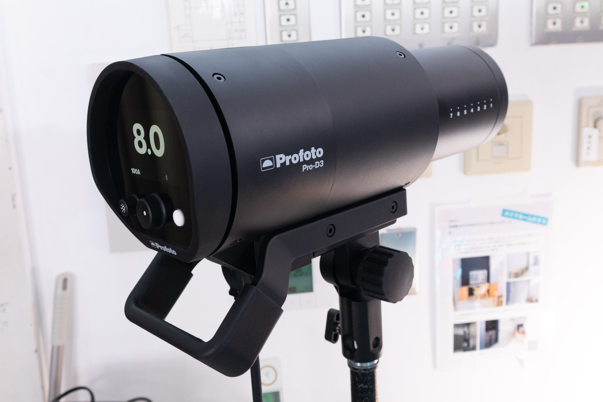 チルトのロックを使いやすくしたほか、ハンドルが破損した際もユーザーが交換できるようにしている