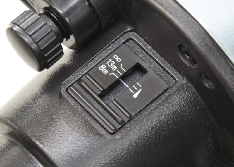 足首巻き、レンジファインダー、ストロボライトセット INON Z-330 Type2 【特長】