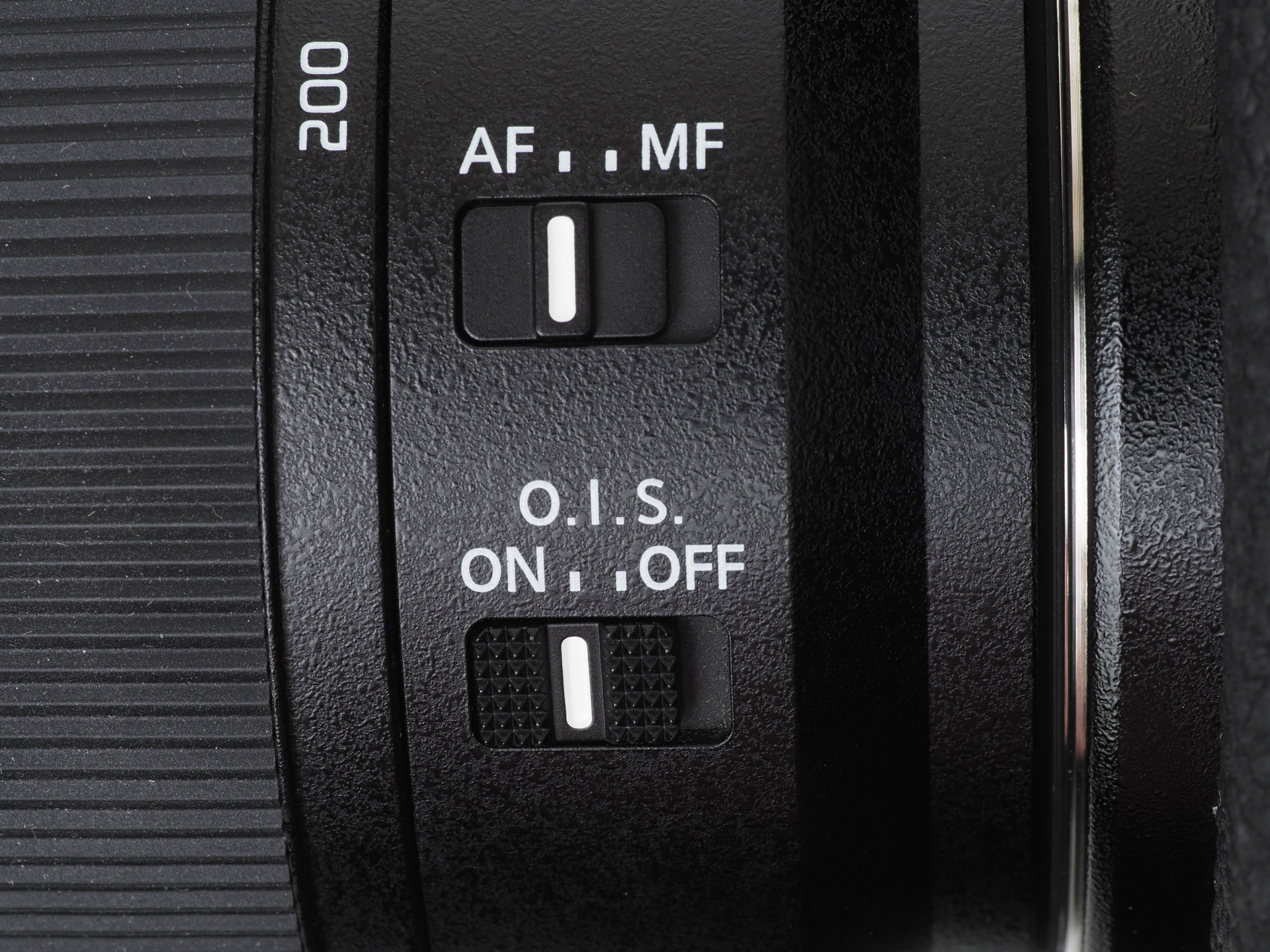 O.I.S（手ブレ補正）のON/OFFの切り替えがあることを忘れており、今回はみんなOFFで撮ってしまいましたが、なんら問題がないわけです。