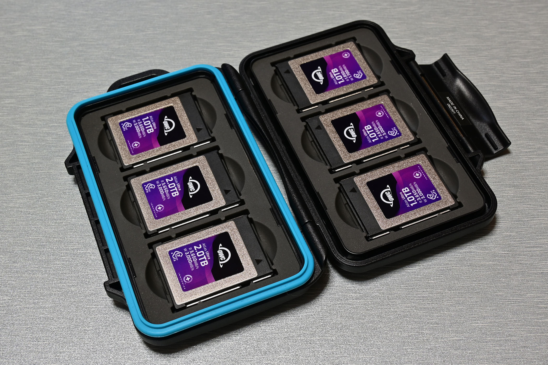 メモリーカードは高速書込かつ大容量、高信頼性の「Atlas Ultra CFexpress 4.0 Type B」