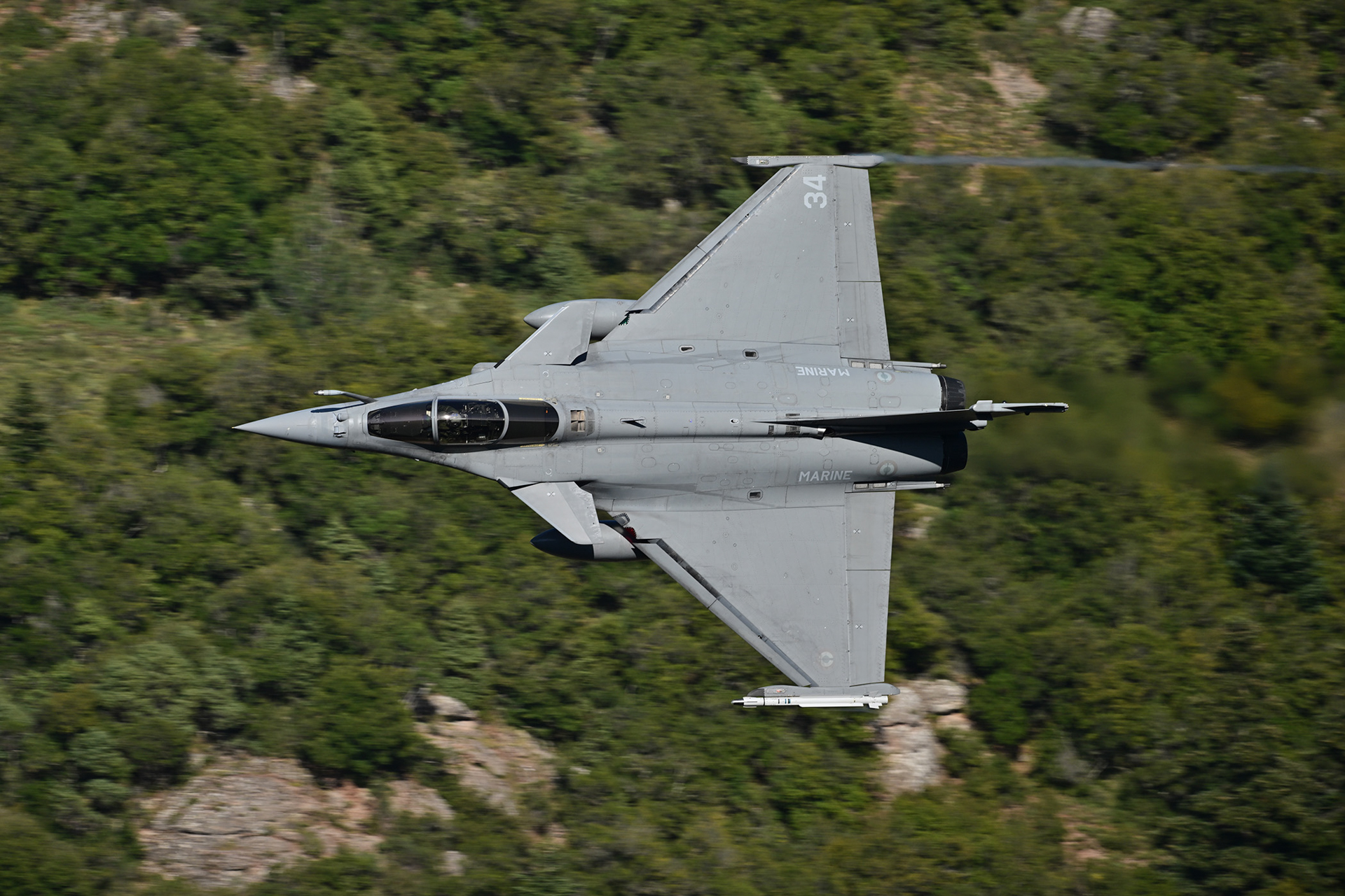 フランス海軍のラファールM。OWC Atlas Ultraは貴重なシャッターチャンスを逃さず記録してくれた<br><span class="fnt-85">ニコン Z 9／NIKKOR Z 600mm f/6.3 VR S／マニュアル露出（1/1,000秒、F8.0）／ISO 200</span>