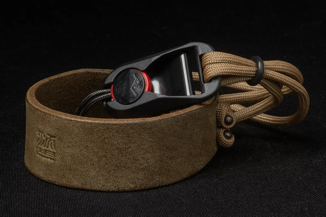 オリーブ×ベージュ