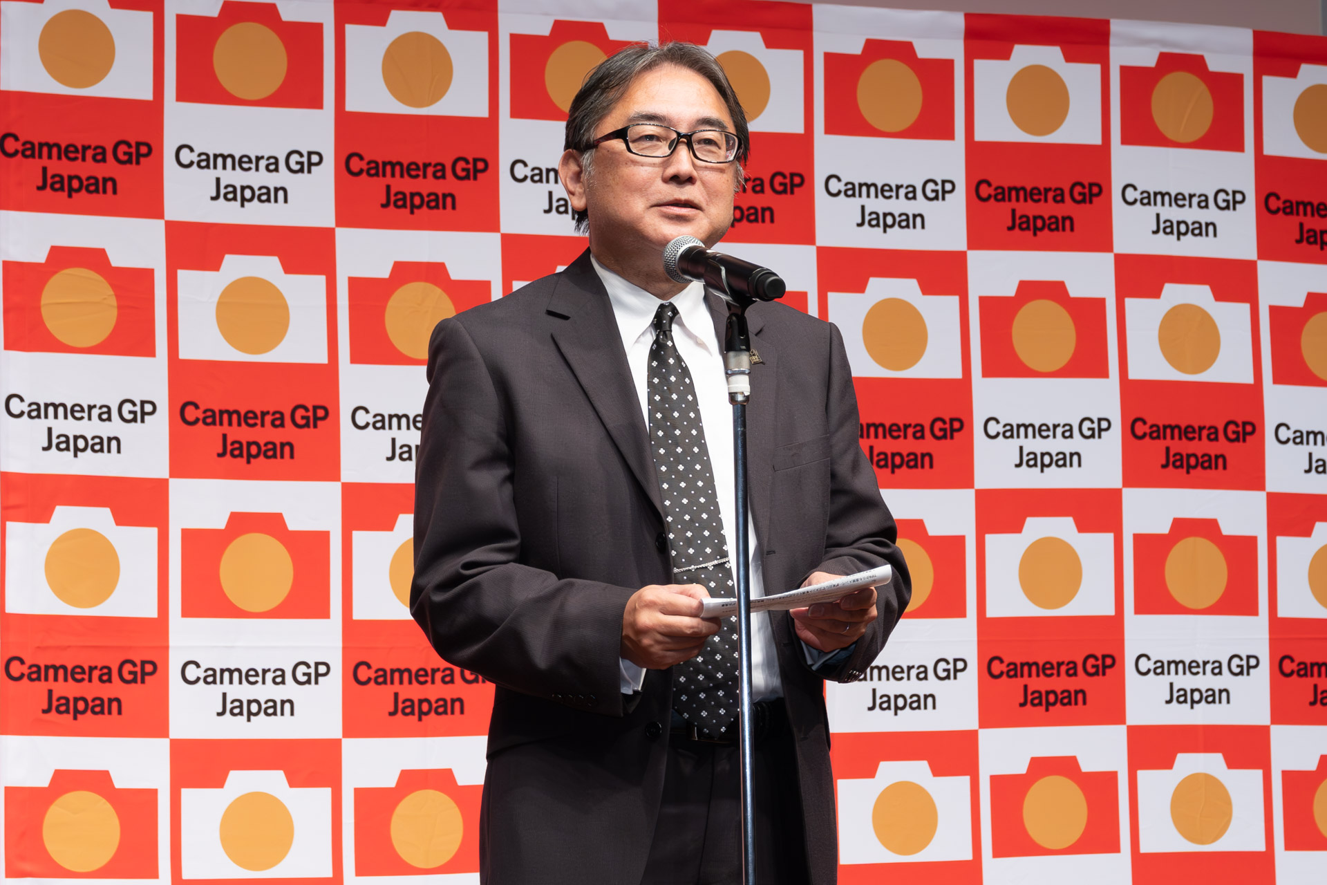 柴田誠氏
