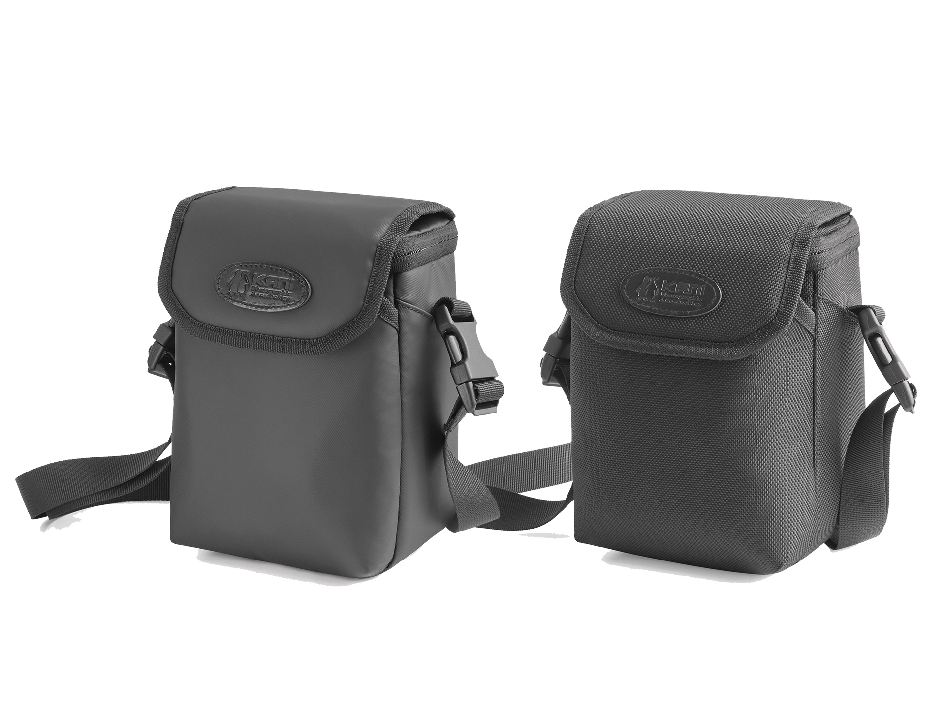 左からAC-129F100、AC-129NF100