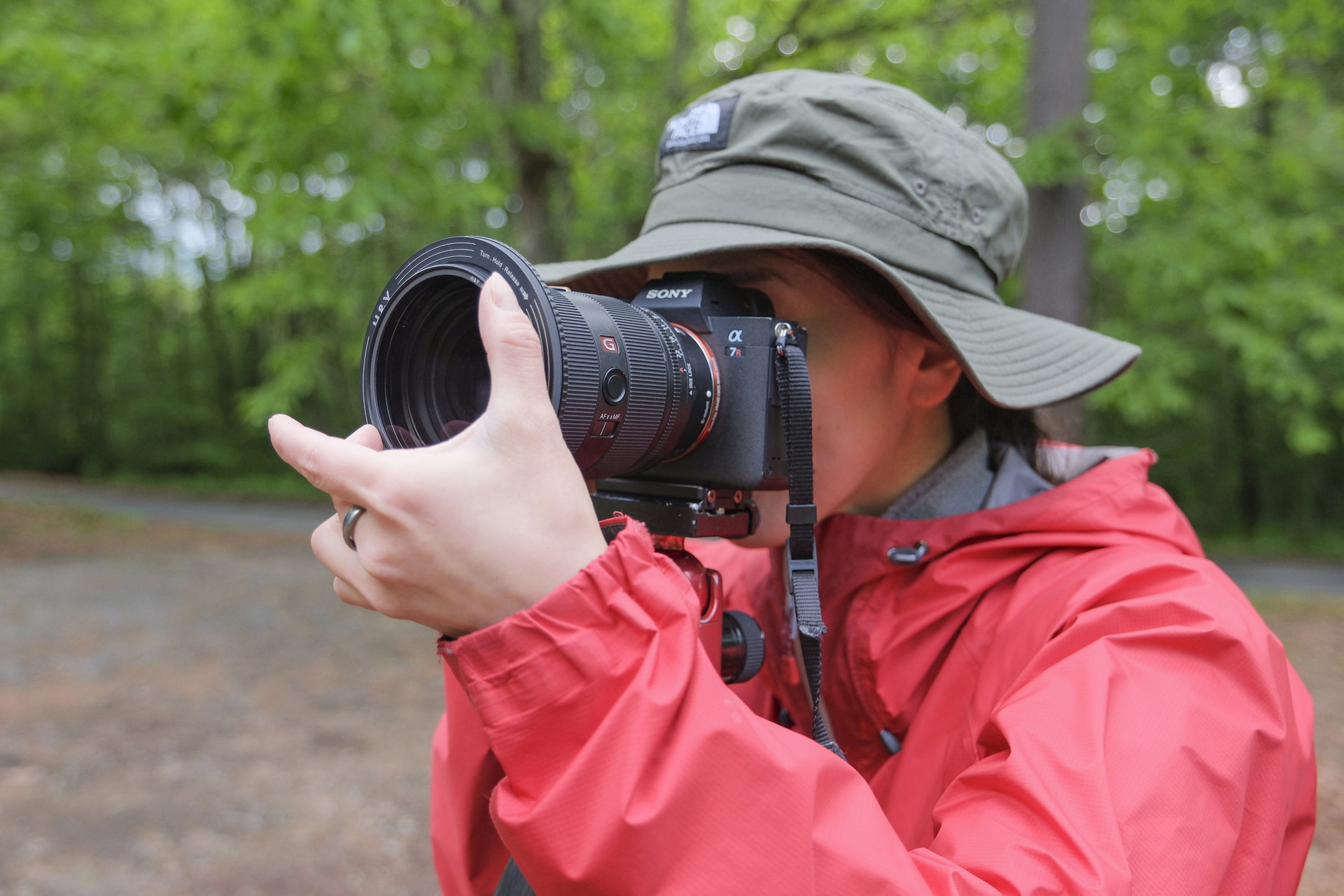 可変式ステップリングREVORINGと組み合わせると、1つのフィルターで対応できて便利だ