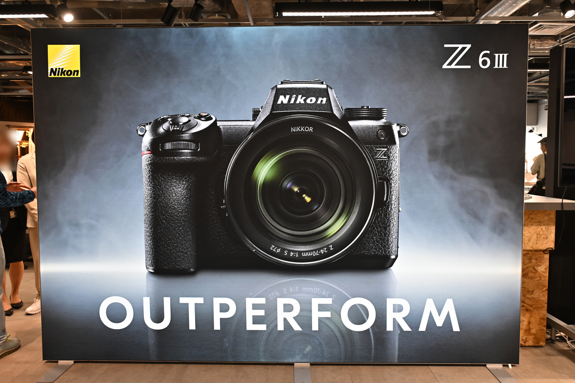 ニコンプラザ東京の入り口