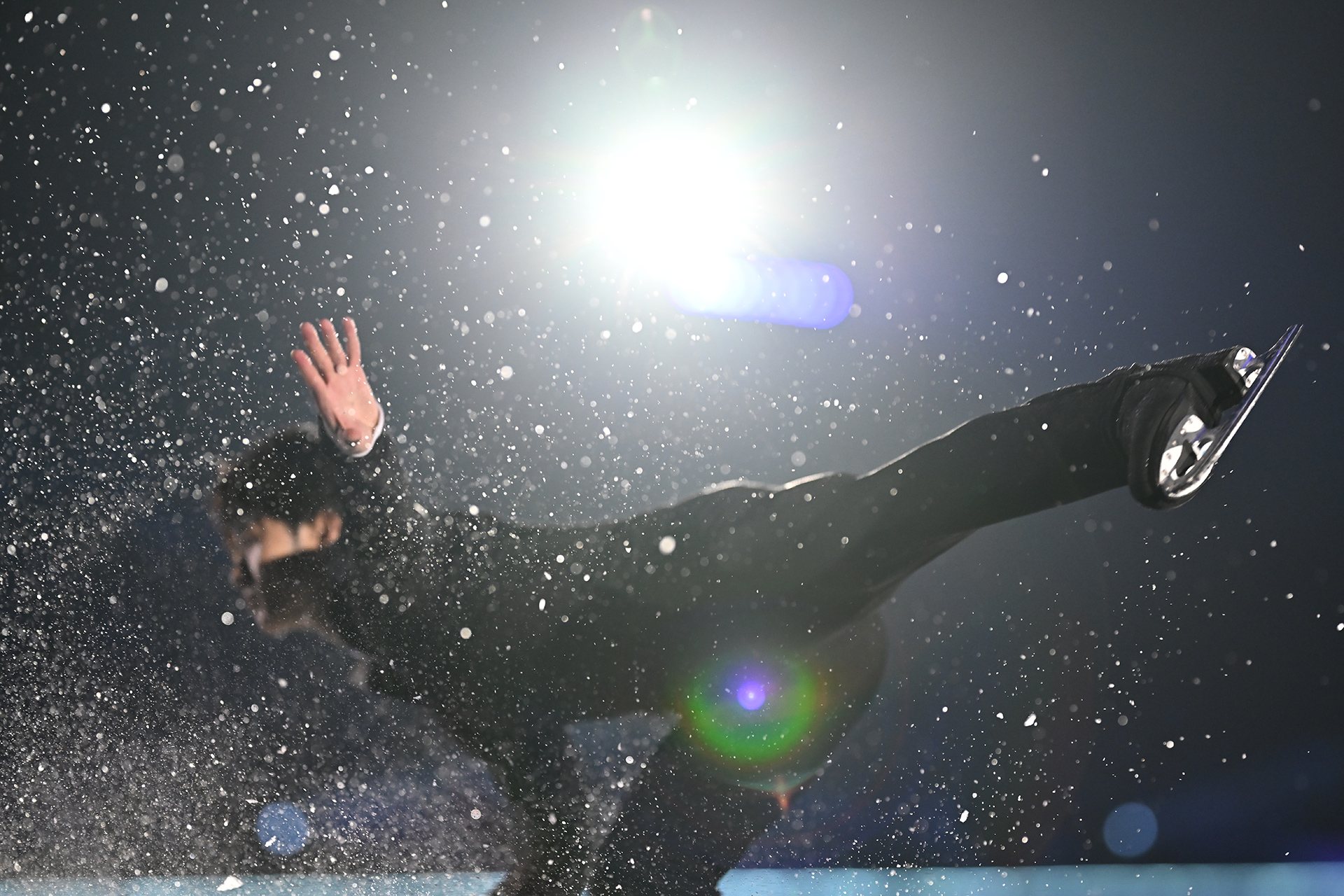山本草太さん・Fantasy on Ice 2024（撮影：佐藤拓）<br><span class="fnt-85">NIKON Z 9／NIKKOR Z 135mm f/1.8 S Plena／135mm／マニュアル（1/1,600秒、F1.8）／ISO 2000</span>