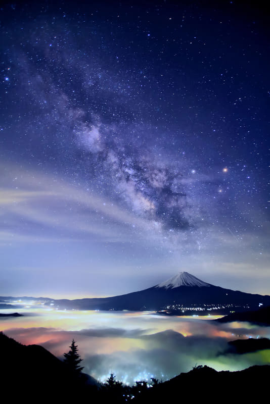 フジフイルム スクエア企画写真展：夜空にかがやく星々の記憶