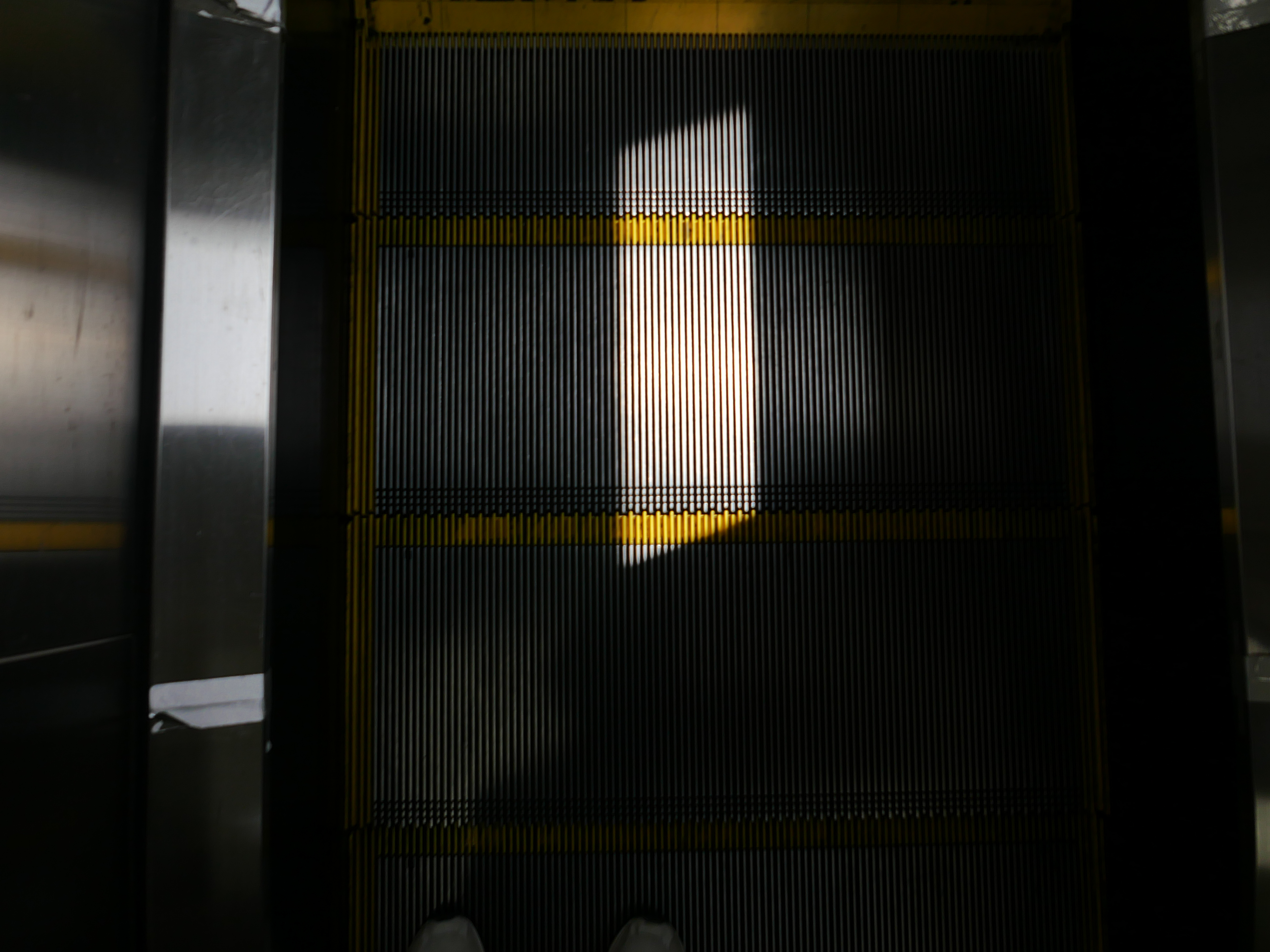 ライカD-LUX8／11mm（24mm相当）／1/1,000秒・F2.8・－1.3EV／ISO 100