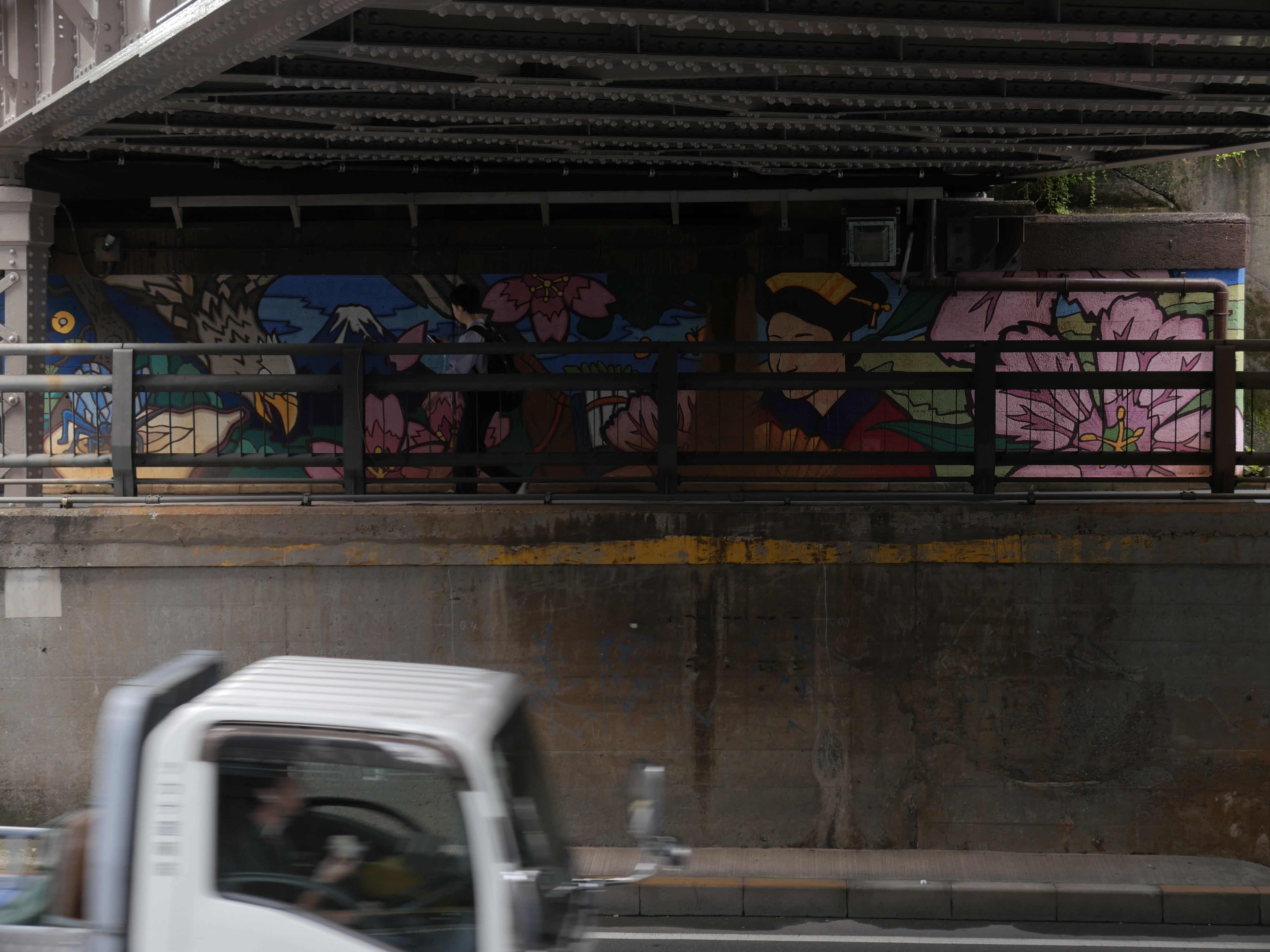 ライカD-LUX8／34mm（75mm相当）／1/160秒・F2.8・－2EV／ISO 100