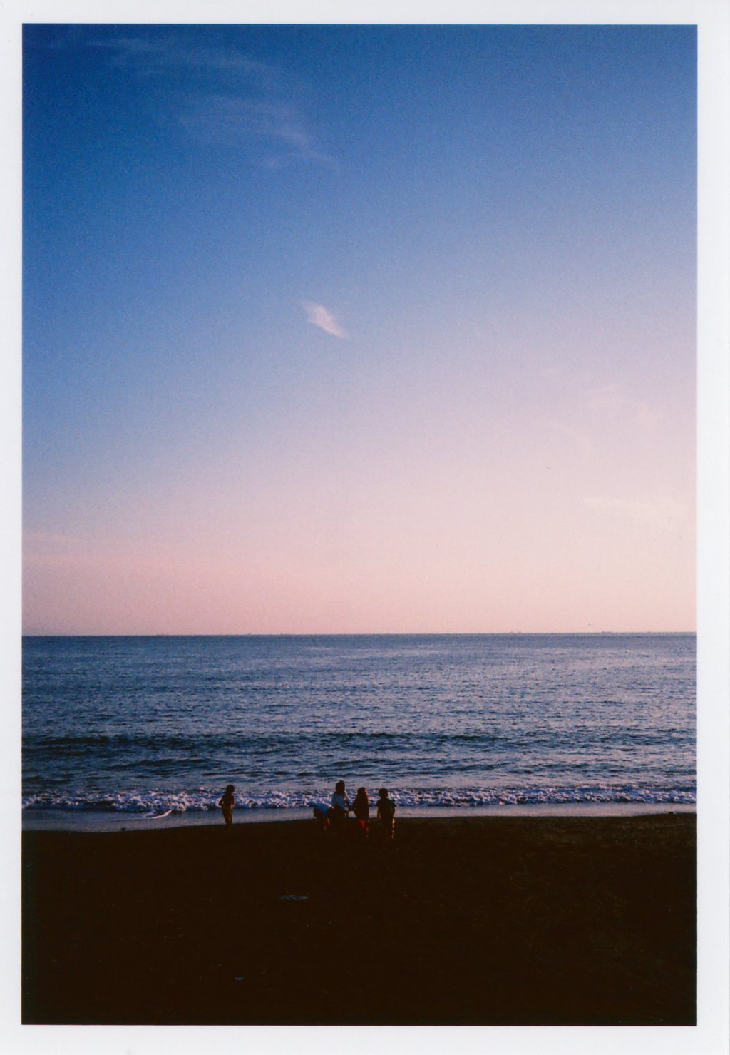 PENTAX 17 / 撮影モード：P / ゾーンフォーカス：遠距離 / 露出補正：±1EV / フィルム：フジカラー SUPERIA PREMIUM 400