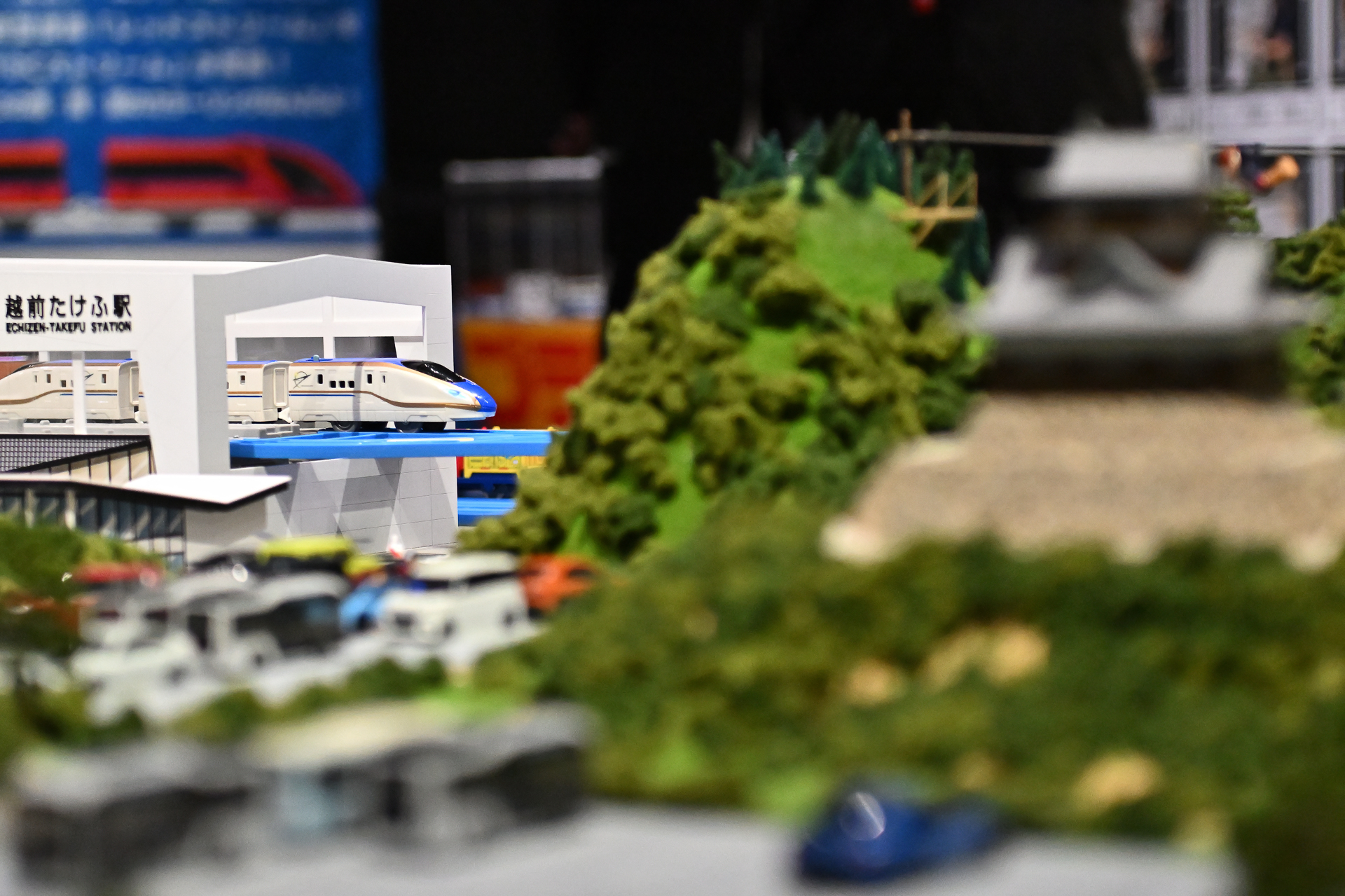 JR 西日本商品化許諾済 ©TOMY