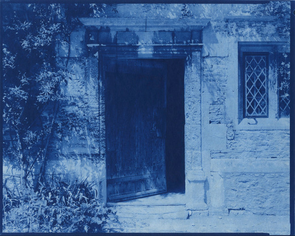 タルボットが撮影した納屋の扉