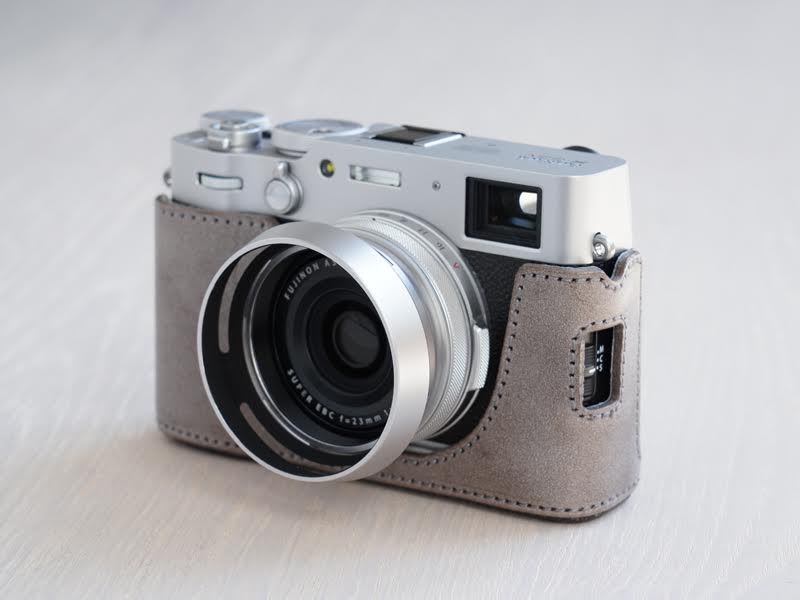 アッシュグレー