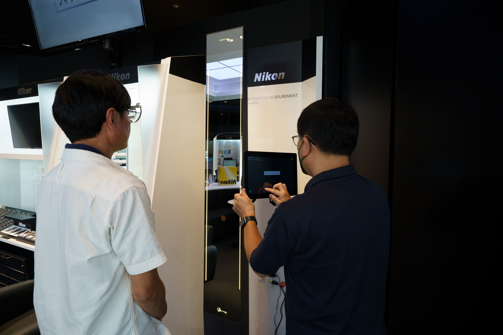 フレームのフィッティング作業