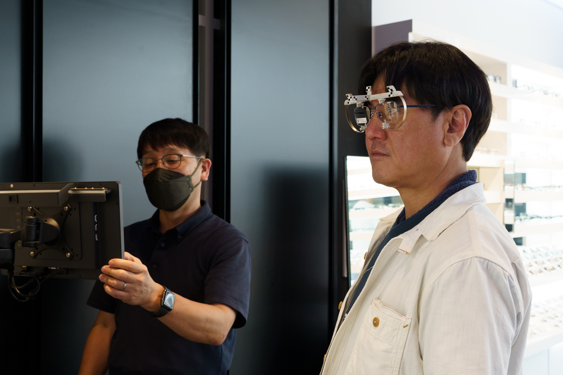 フレームのフィッティング作業