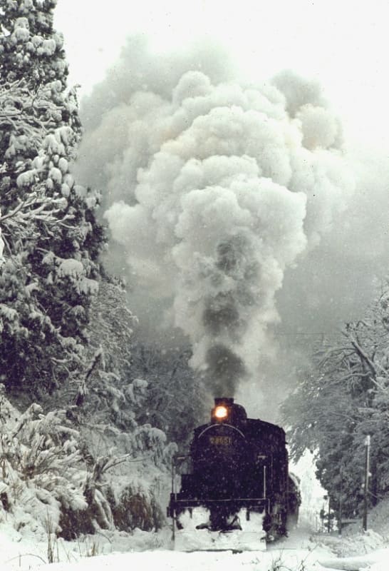 蒸気機関車から北陸新幹線まで…南正時氏が60年で捉えた『ふくいの鉄道