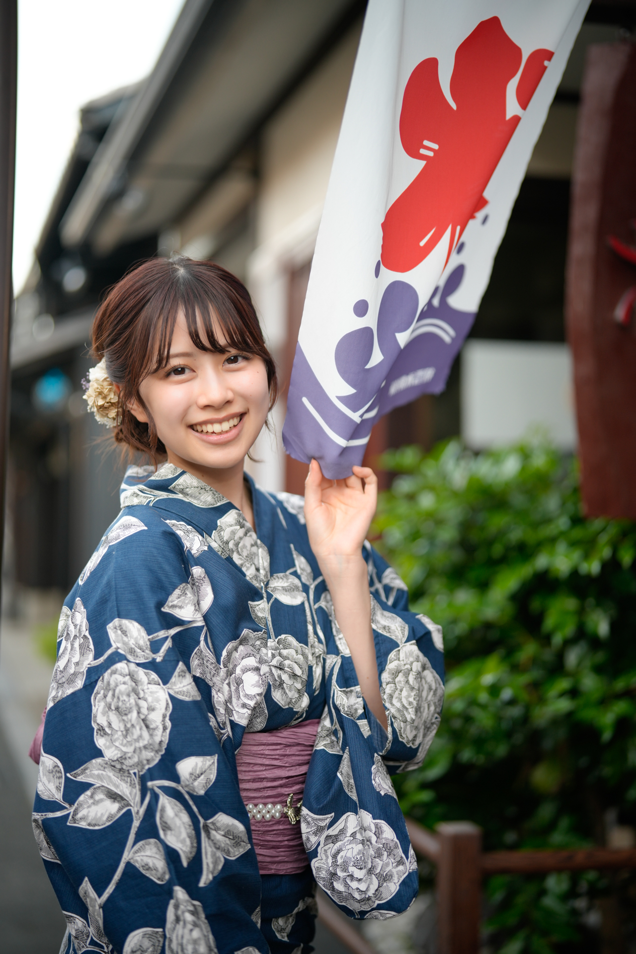 撮影：魚住誠一／モデル：脇田穂乃香<br>α7R V／FE 50mm F1.4 GM／50mm／マニュアル（1/320秒、F1.4）／ISO 200