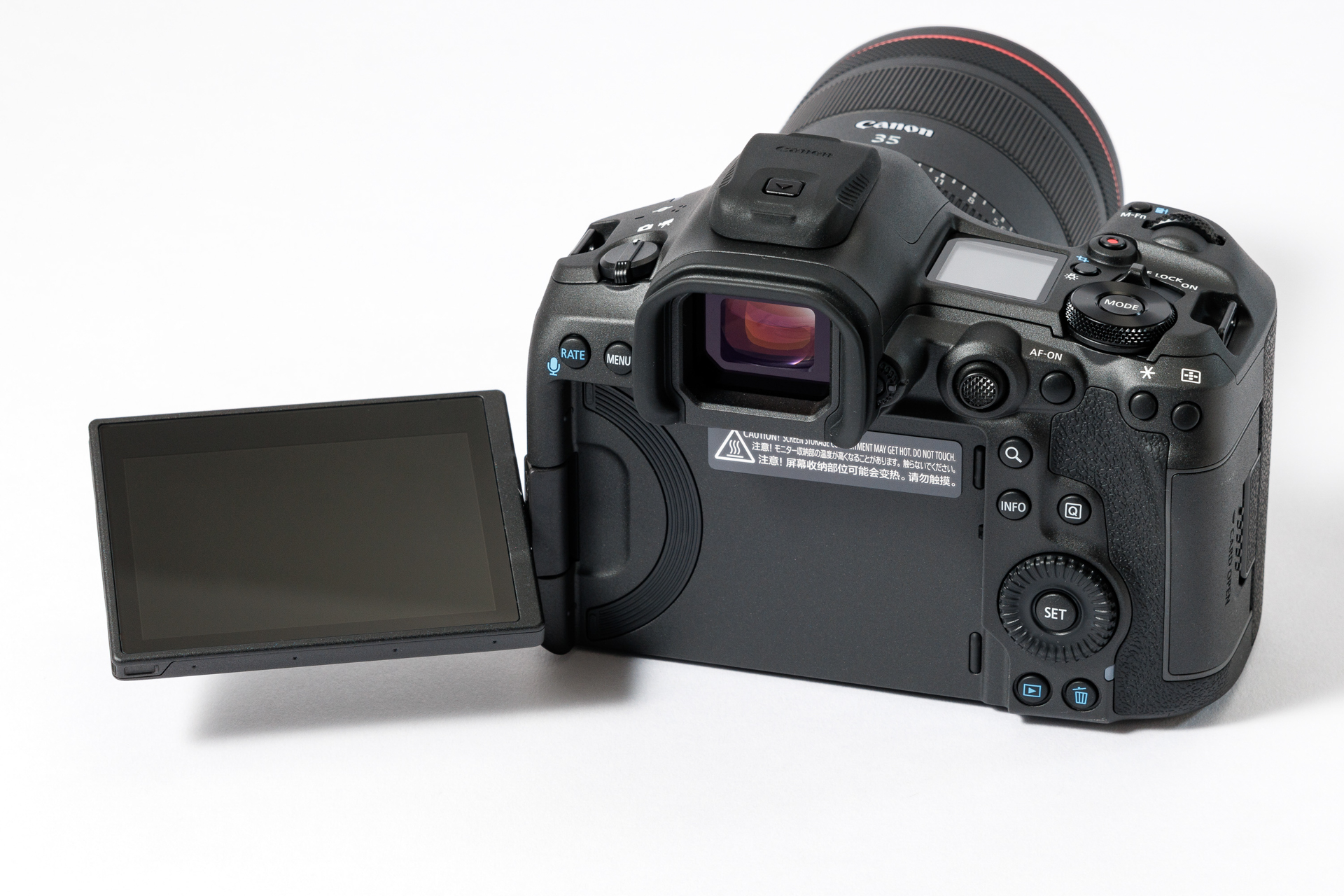 チルトにも対応したマルチアングルモニターとなることも期待したが、EOS R1を含め最近のEOSはすべてバリアングルモニターに統一されている