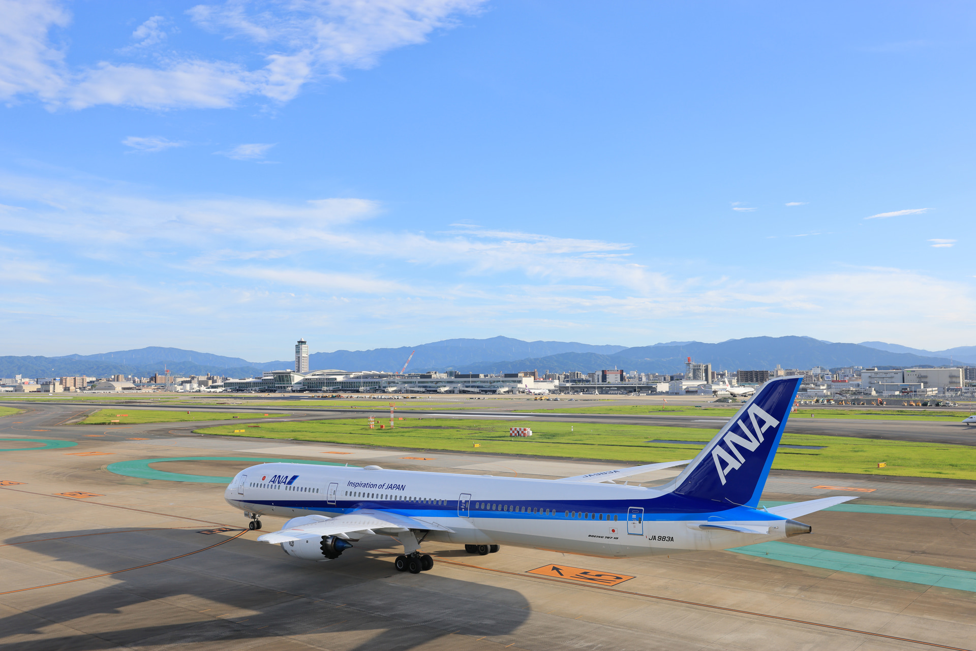 <span class="fnt-85">キヤノン EOS R5 Mark II／RF24-70mm F2.8 L IS USM／33mm／シャッター優先AE（F9、1/160秒、＋1.3EV）／ISO 200／WB：オート</span>