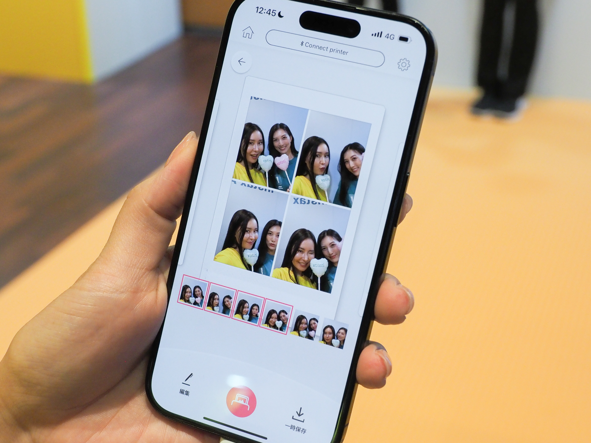 写真は自由に入れ替え可能。それぞれの写真を編集する機能も備えている