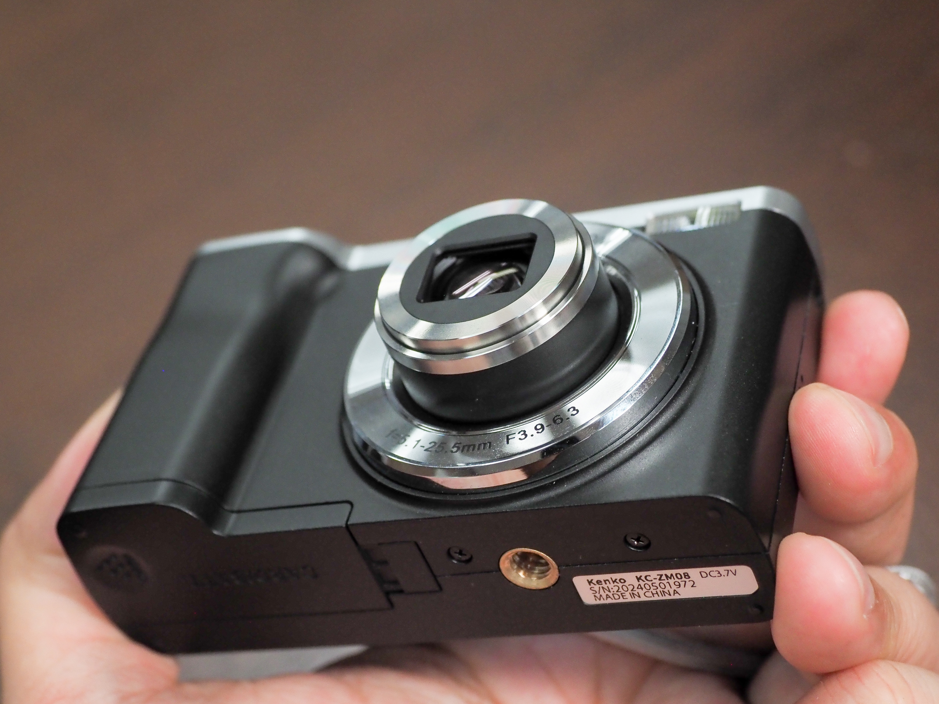 電源を入れてレンズを出したところ