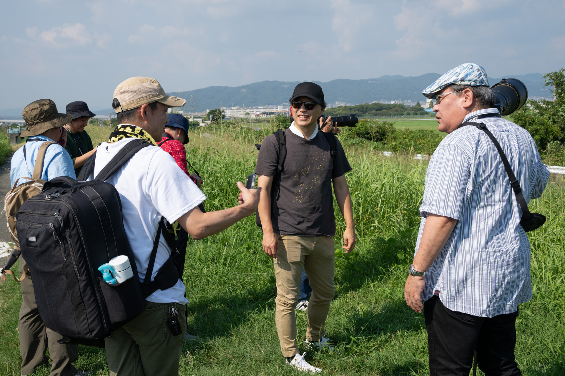 別所さんからアドバイスを受けつつ撮影の準備に入る