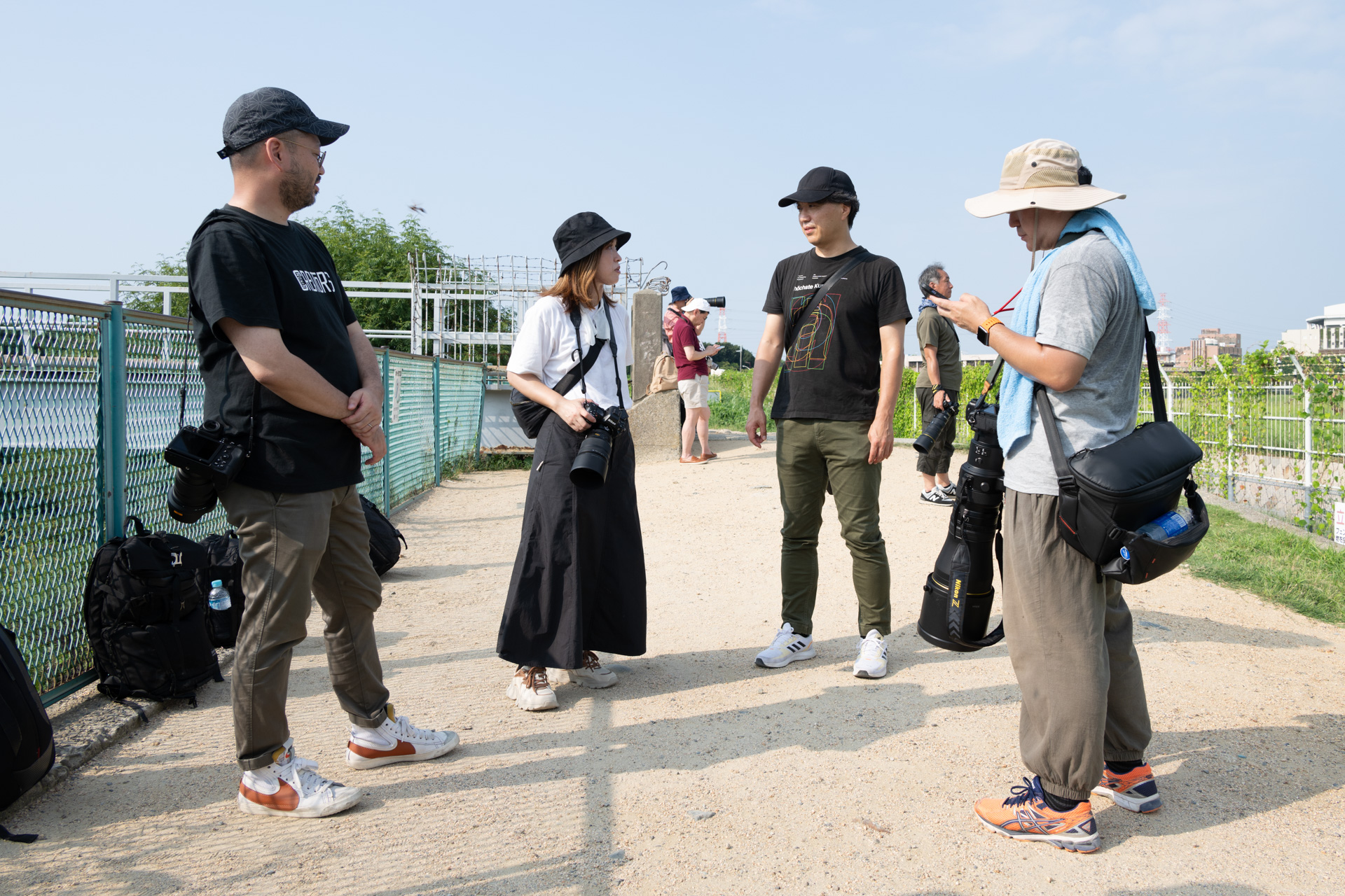 同行したニコンイメージングジャパンのスタッフが操作方法などをサポートする