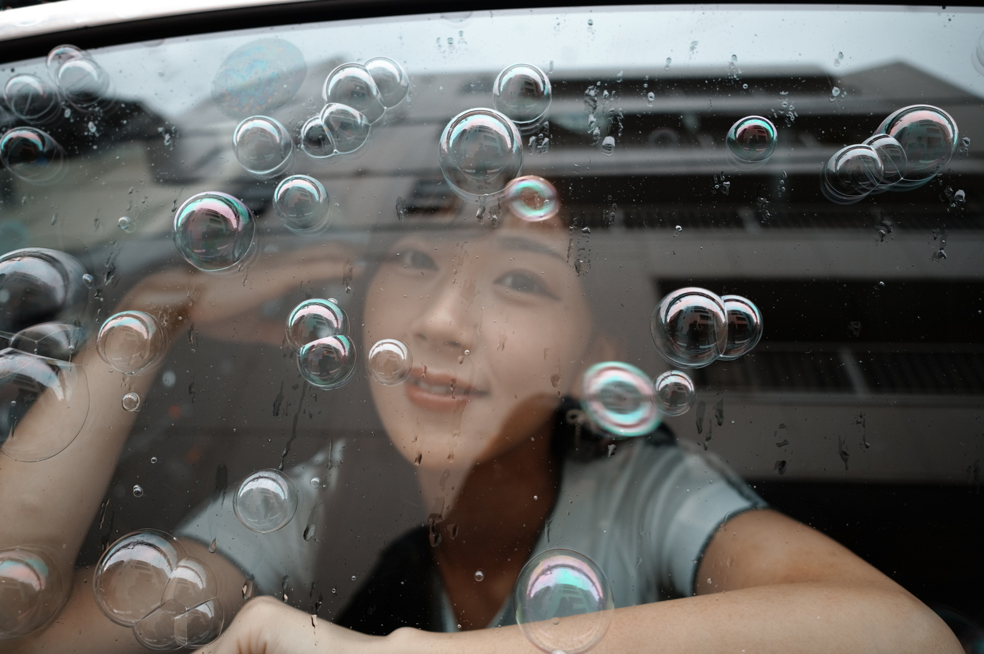  SIGMA fp L／24mm F3.5 DG DN | Contemporary／絞り優先AE（F3.5、1/160秒、露出補正＋0.7EV）／ISO 800　撮影：山岸伸