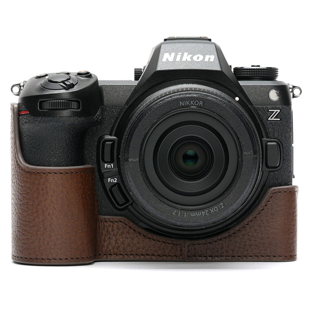 ダークブラウン