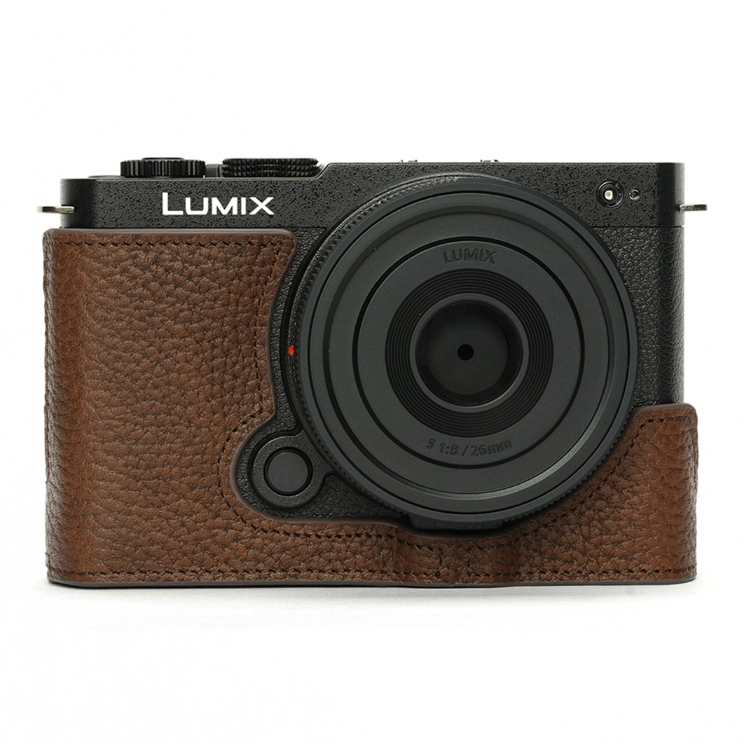 ダークブラウン