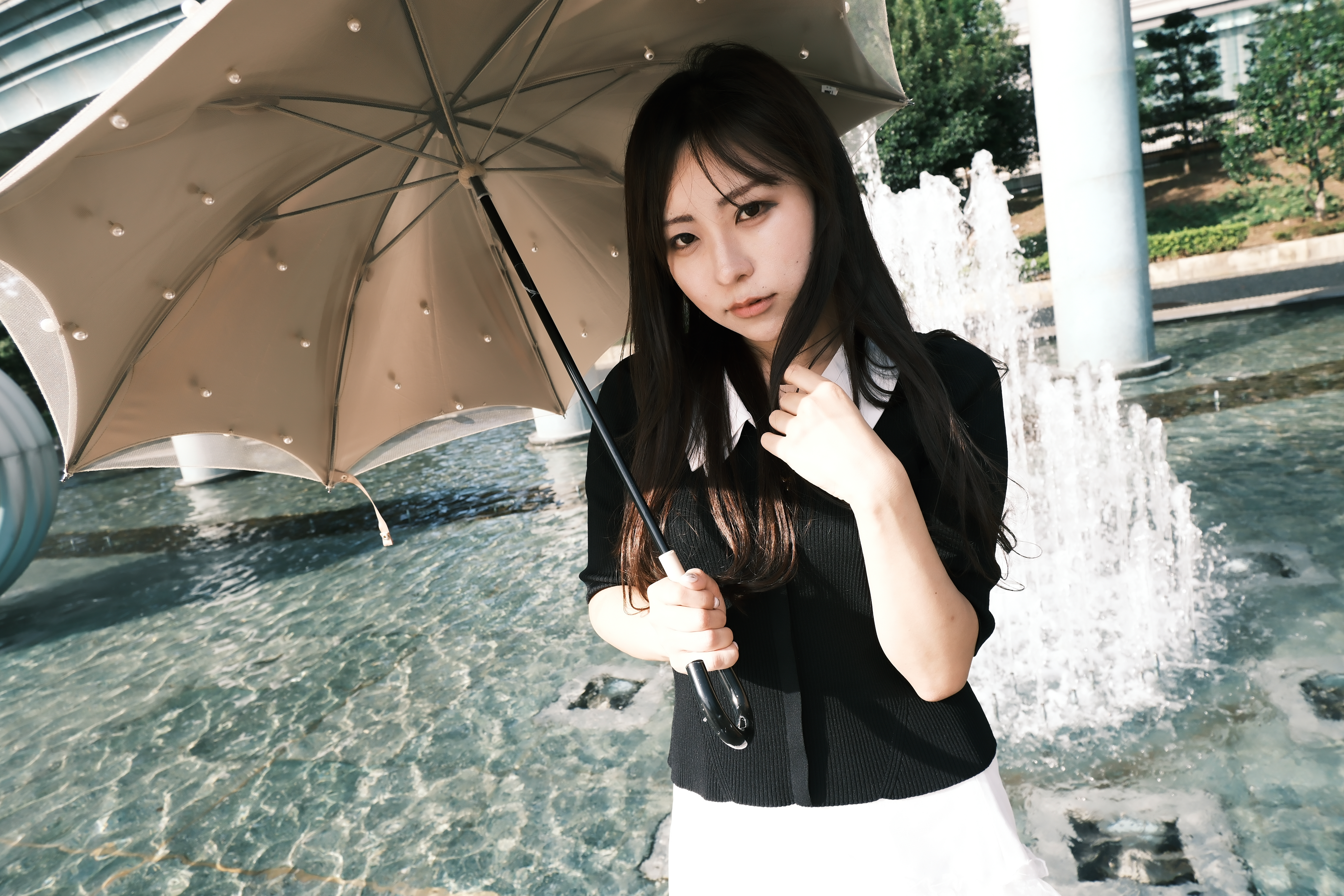 同じシーンだが、フィルムシミュレーションを変えると大きく印象が変わるのも面白い<br><span class="fnt-85">X-M5／XC15-45mmF3.5-5.6 OIS PZ／15mm（23mm相当）／マニュアル露出（1/200秒、F5.6）／ISO 160／WB：オート／フィルムシミュレーション：クラシックネガ</span>