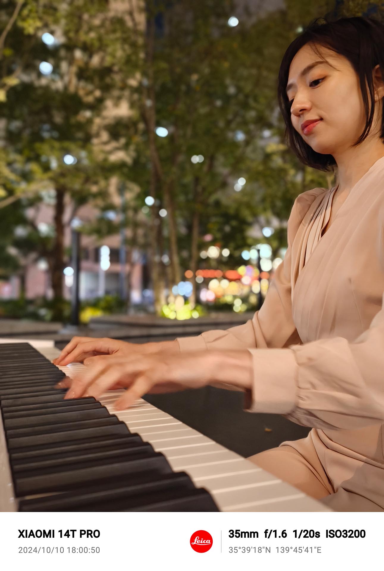 ポートレートモードの35mmで撮影。人物も鮮明なのに加えて、玉ボケを含む自然なボケ味になっていた