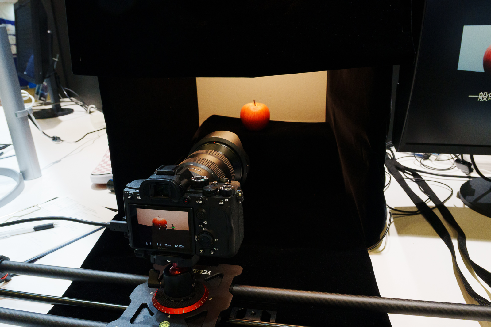 一般のカメラで撮影した画像を取り込む