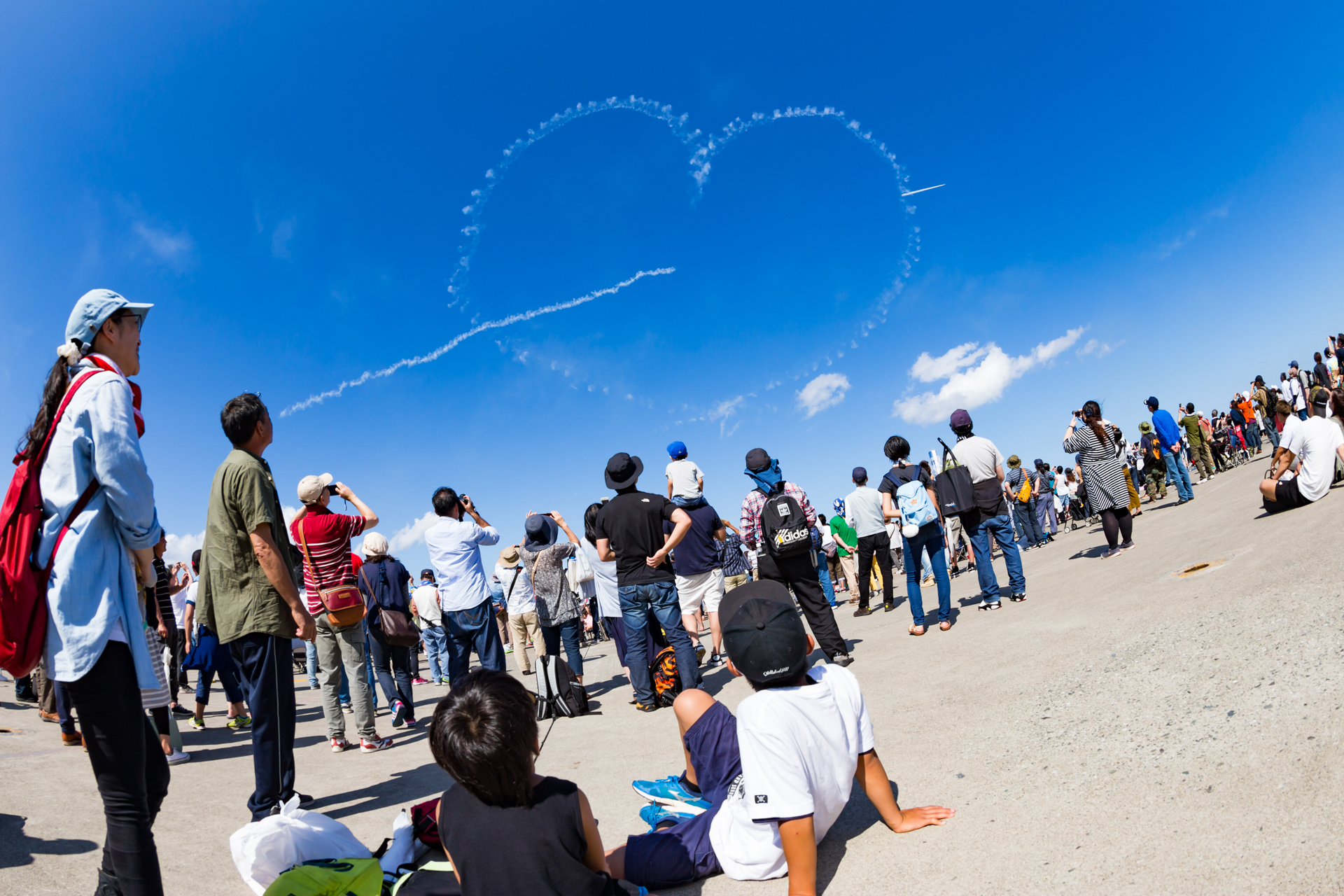 EOS 6D Mark II／EF8-15mm F4L FISHEYE USM／15mm／絞り優先AE（1/800秒、F8.0、＋0.67EV）／ISO 250