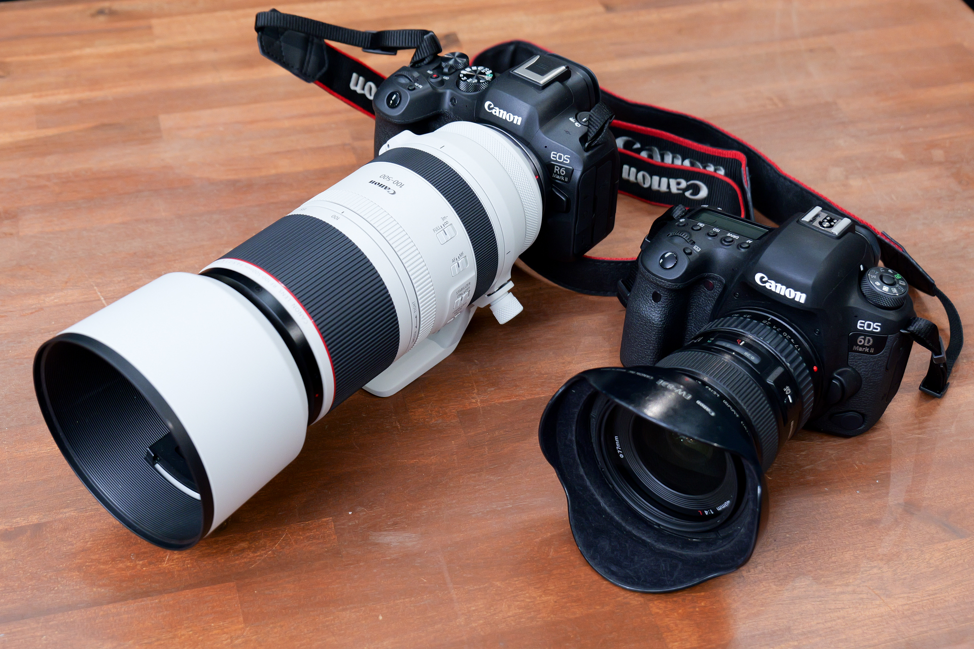 粒木さんの機材セット。航空祭のイベントなどは、事前にWebサイトで制限事項を確認しておきましょう