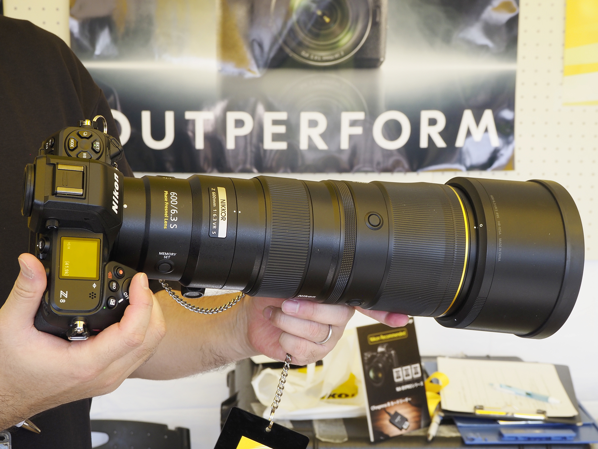 野鳥撮影にオススメという「Z8」と「NIKKOR Z 600mm f/6.3 VR S」の組み合わせ